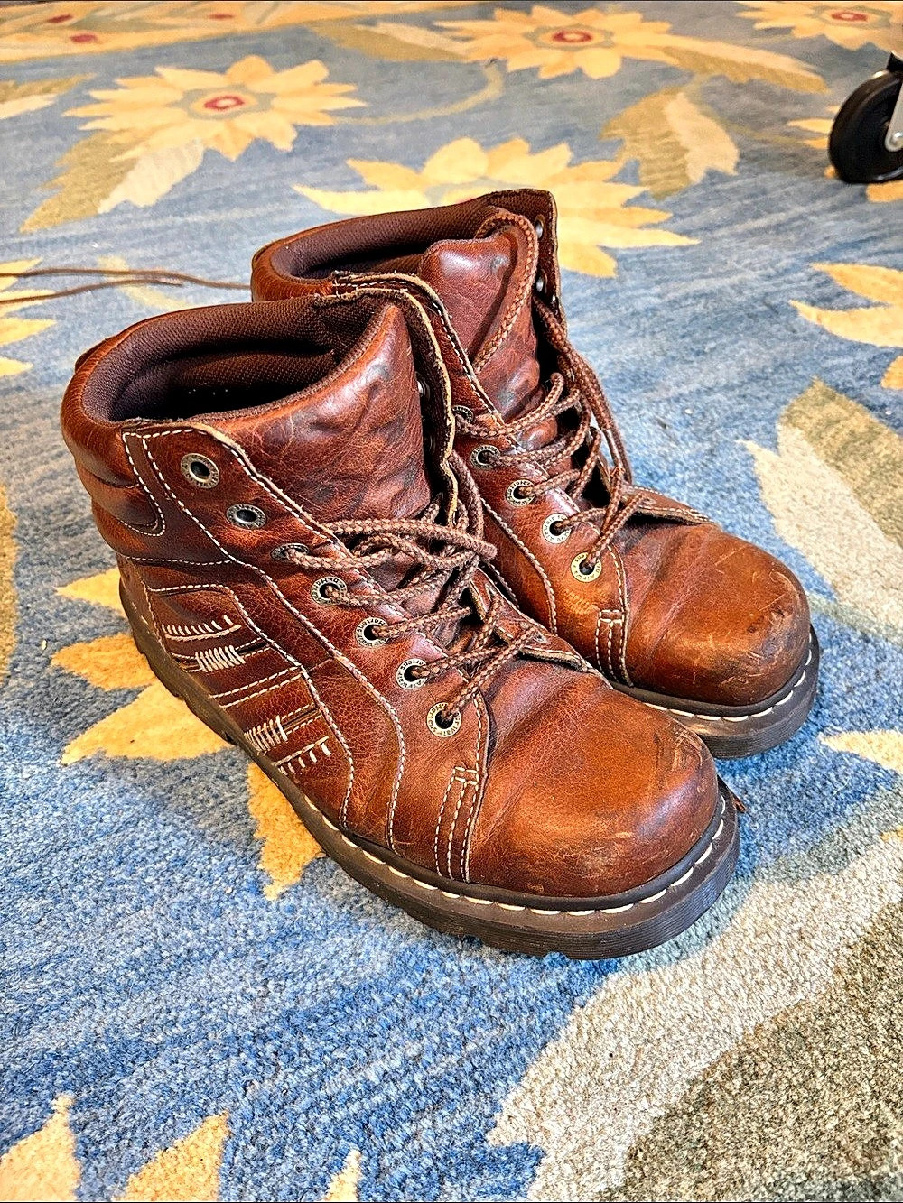 Dr. Martens Leather Boots US 10